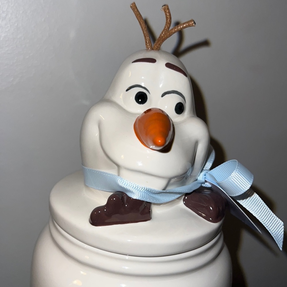 RAE DUNN DISNEY FROZEN INLIKE WARM HUGS CANISTER - Picture 2 of 4